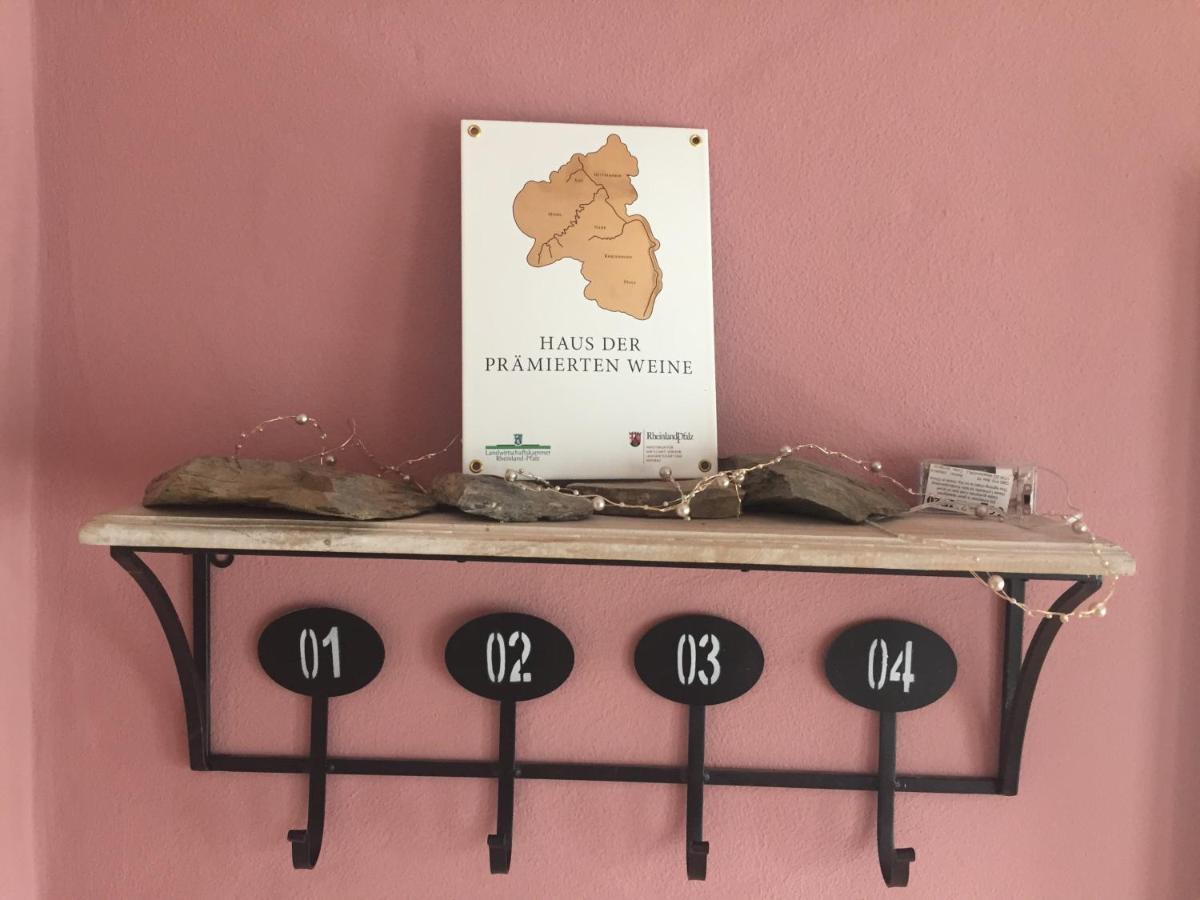 Ferienwohnung Sonnenlay Krov Luaran gambar